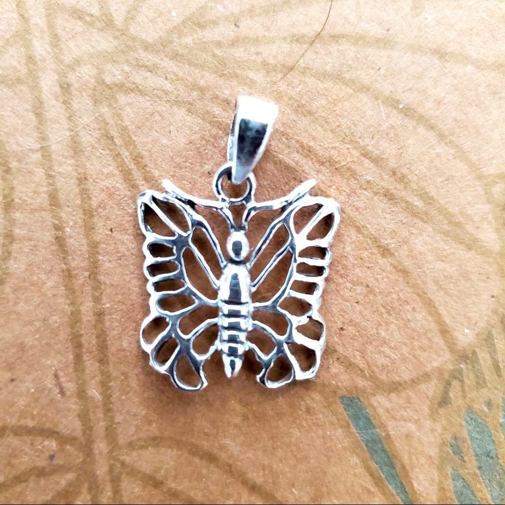 925 Sterling Silver Butterfly Pendant Necklace